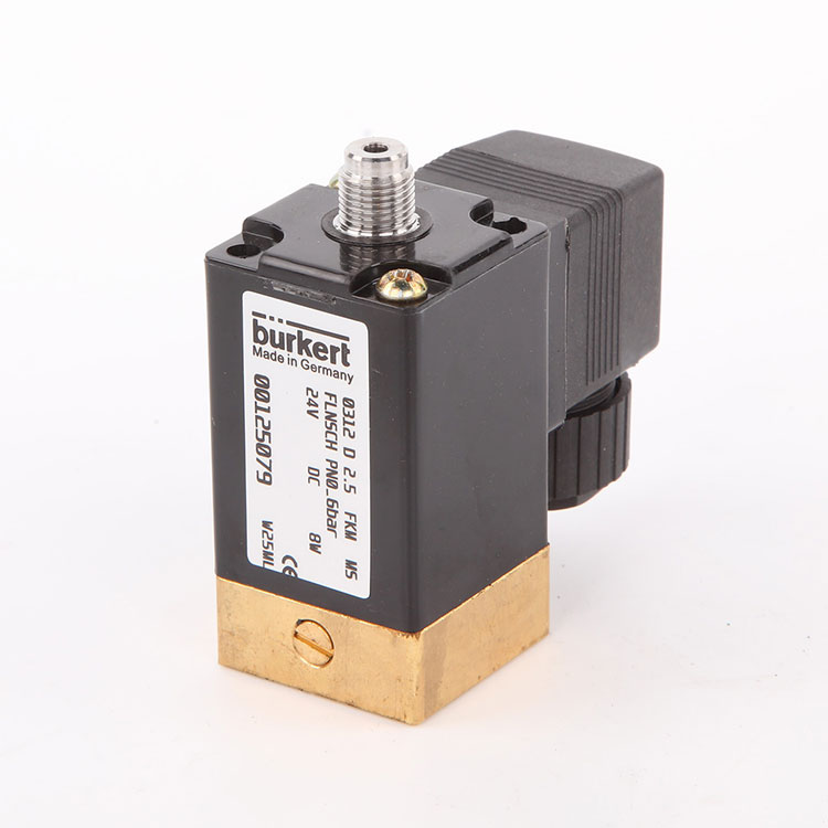 Cívka solenoidního ventilu
